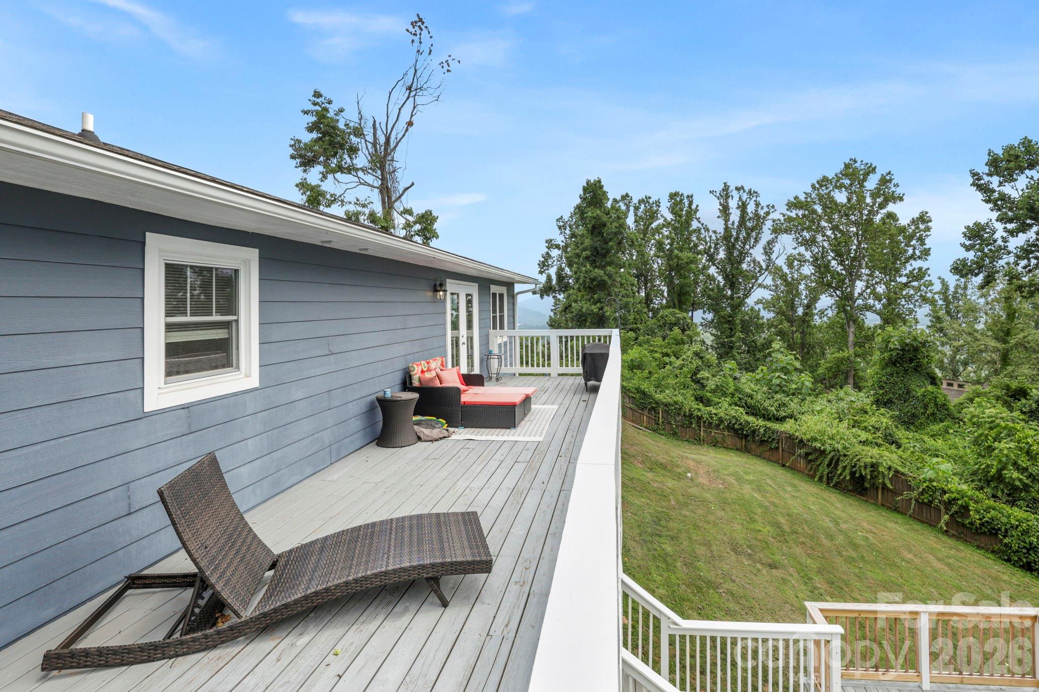 26 Crestwood Drive Property Photo 41