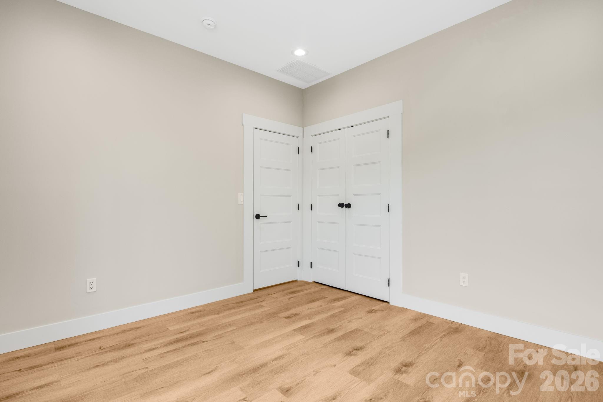 211 Ruby Avenue Property Photo 27