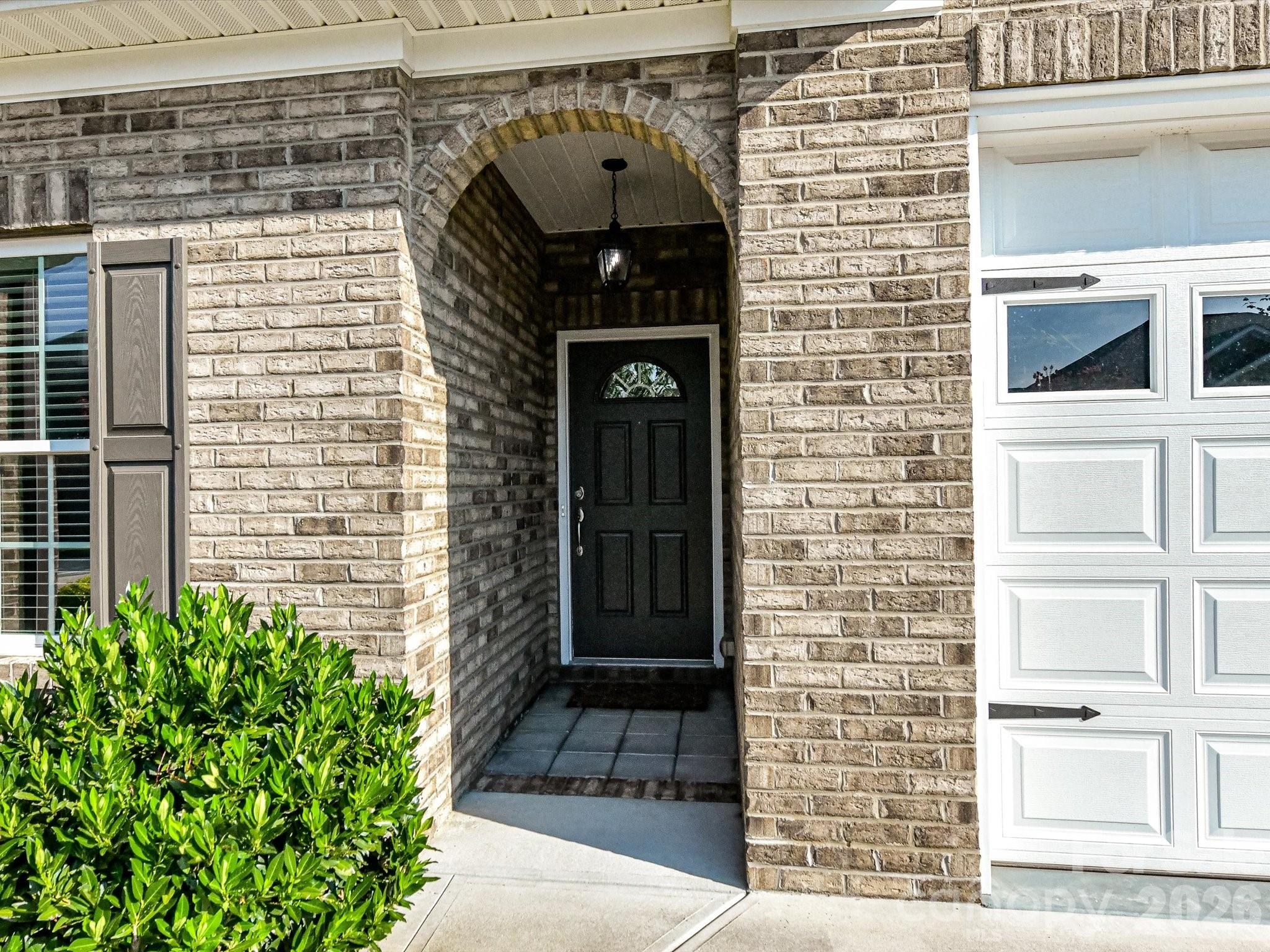 258 Lagoda Drive Property Photo 4