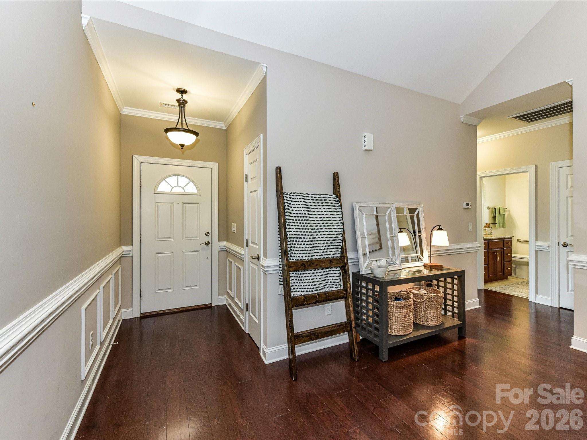 258 Lagoda Drive Property Photo 6