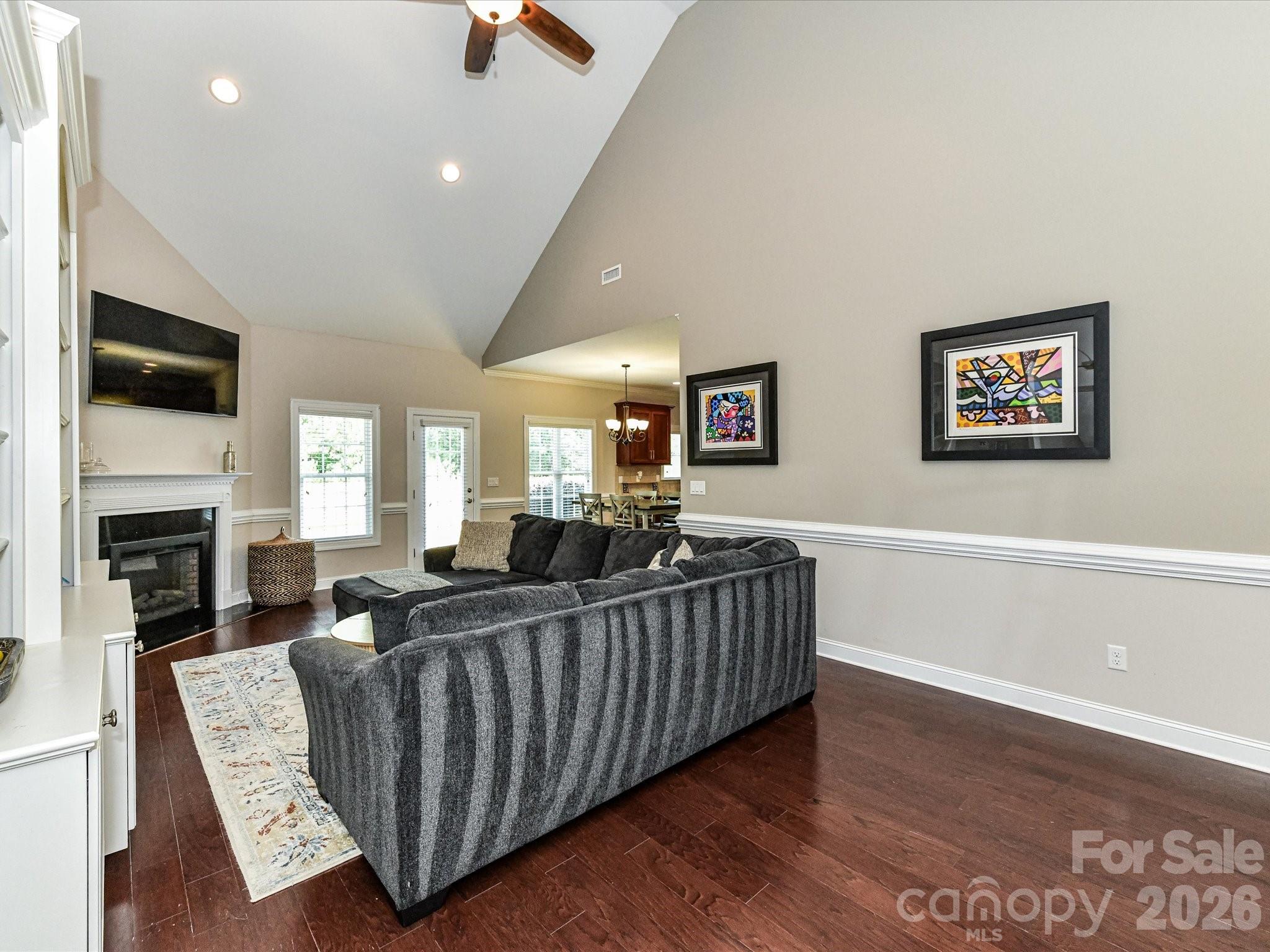 258 Lagoda Drive Property Photo 8
