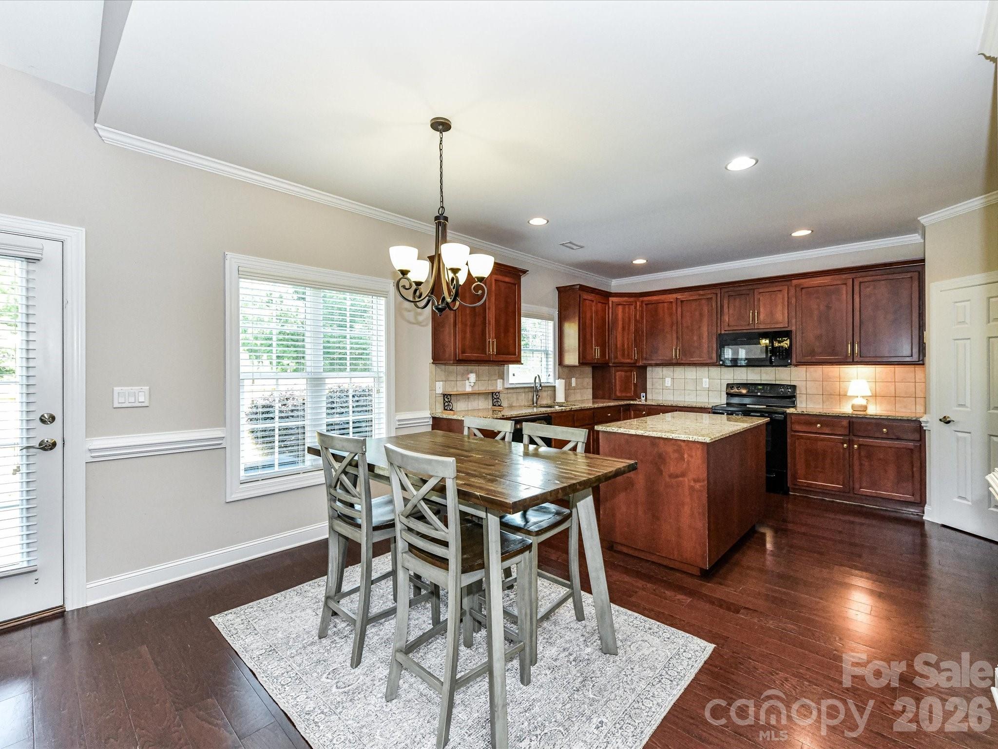 258 Lagoda Drive Property Photo 12