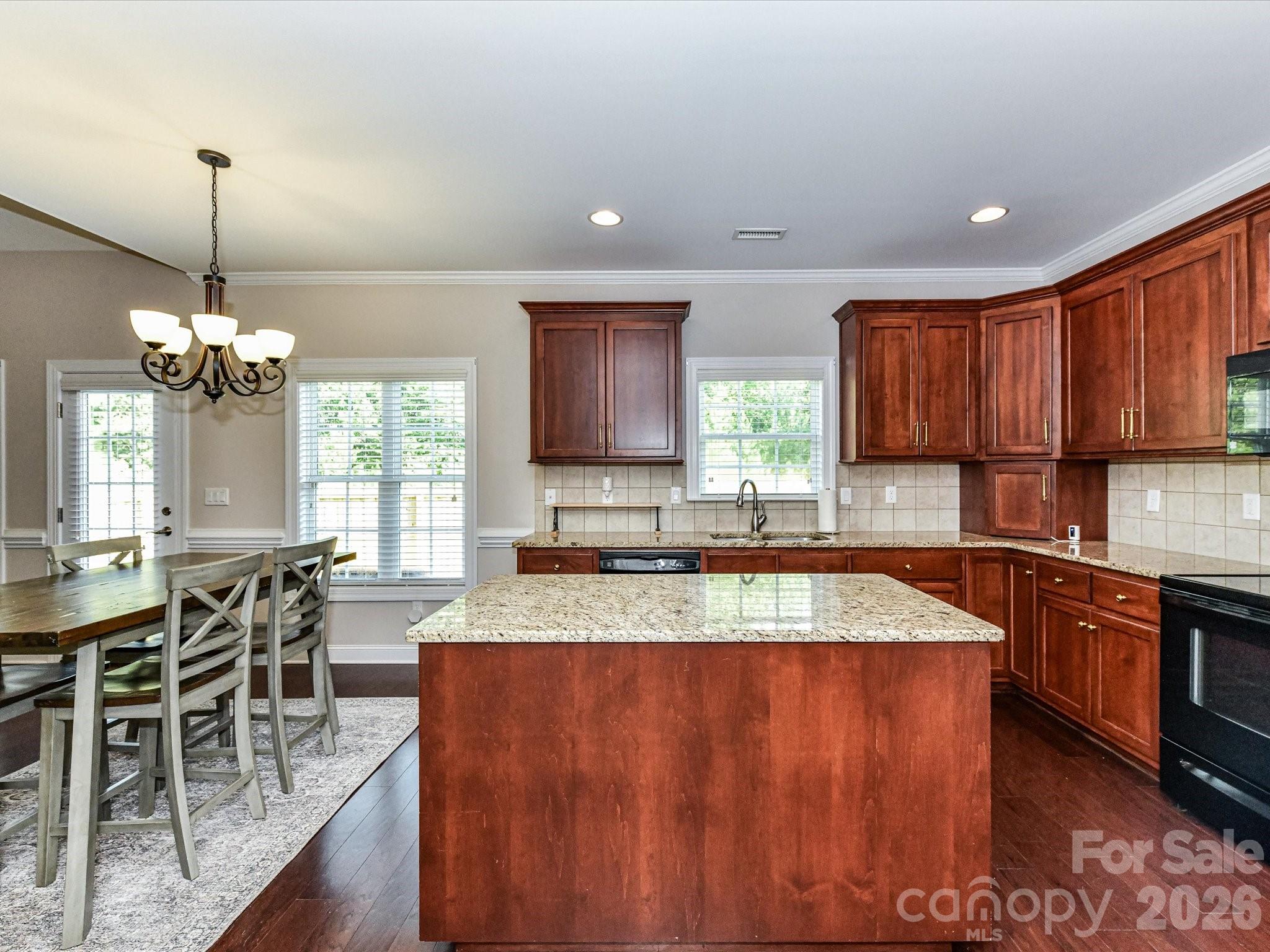 258 Lagoda Drive Property Photo 17