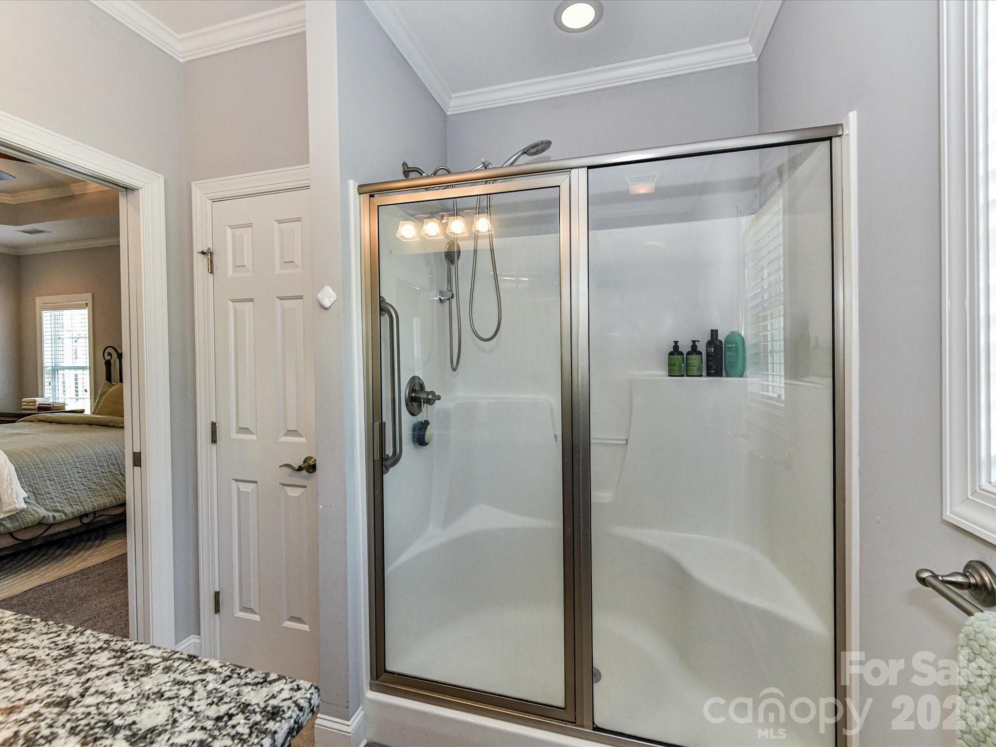258 Lagoda Drive Property Photo 21