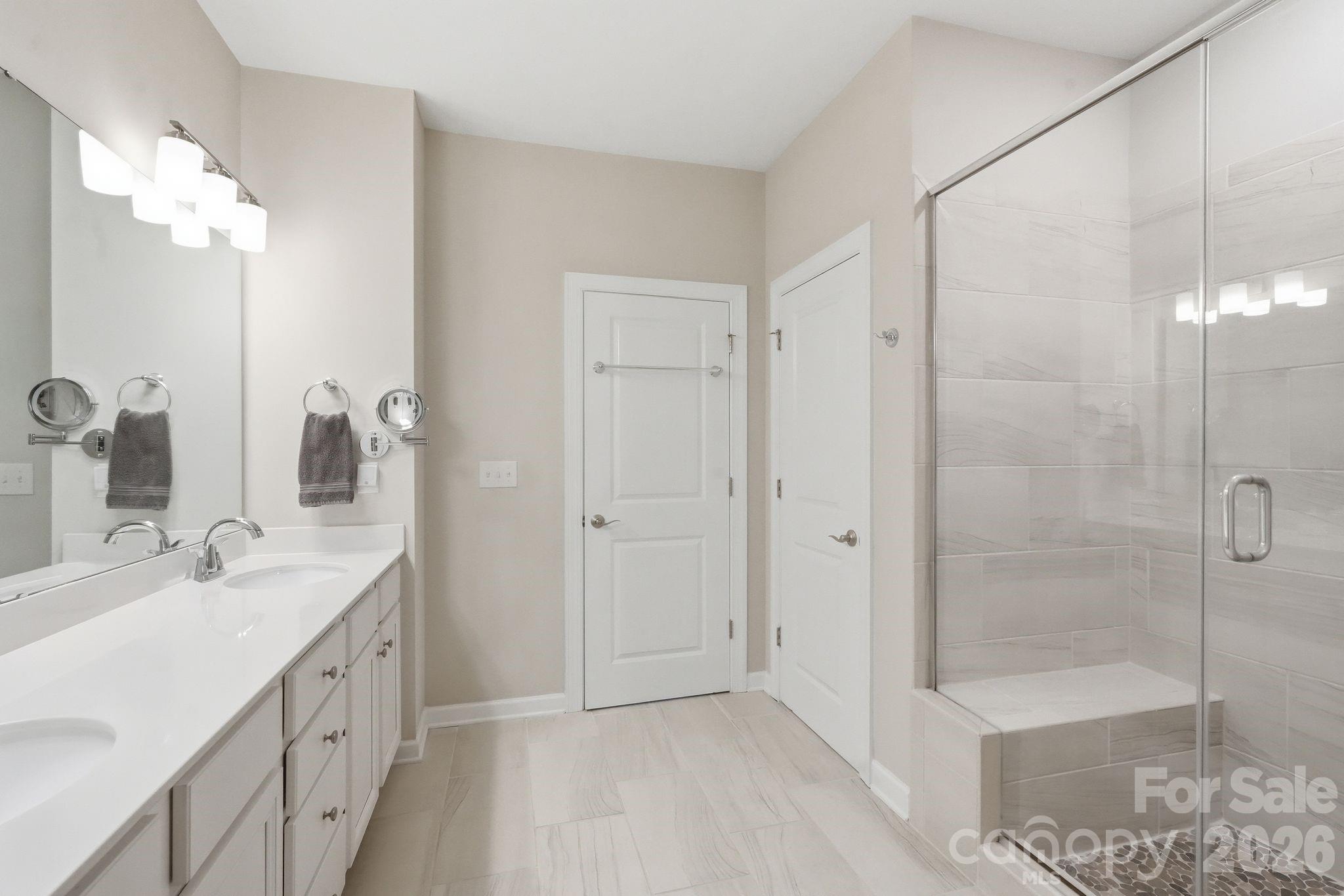 14419 Batteliere Drive Property Photo 13