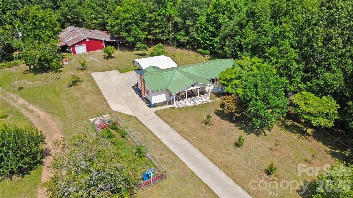 405 Watson Hill Lane Property Photo 1