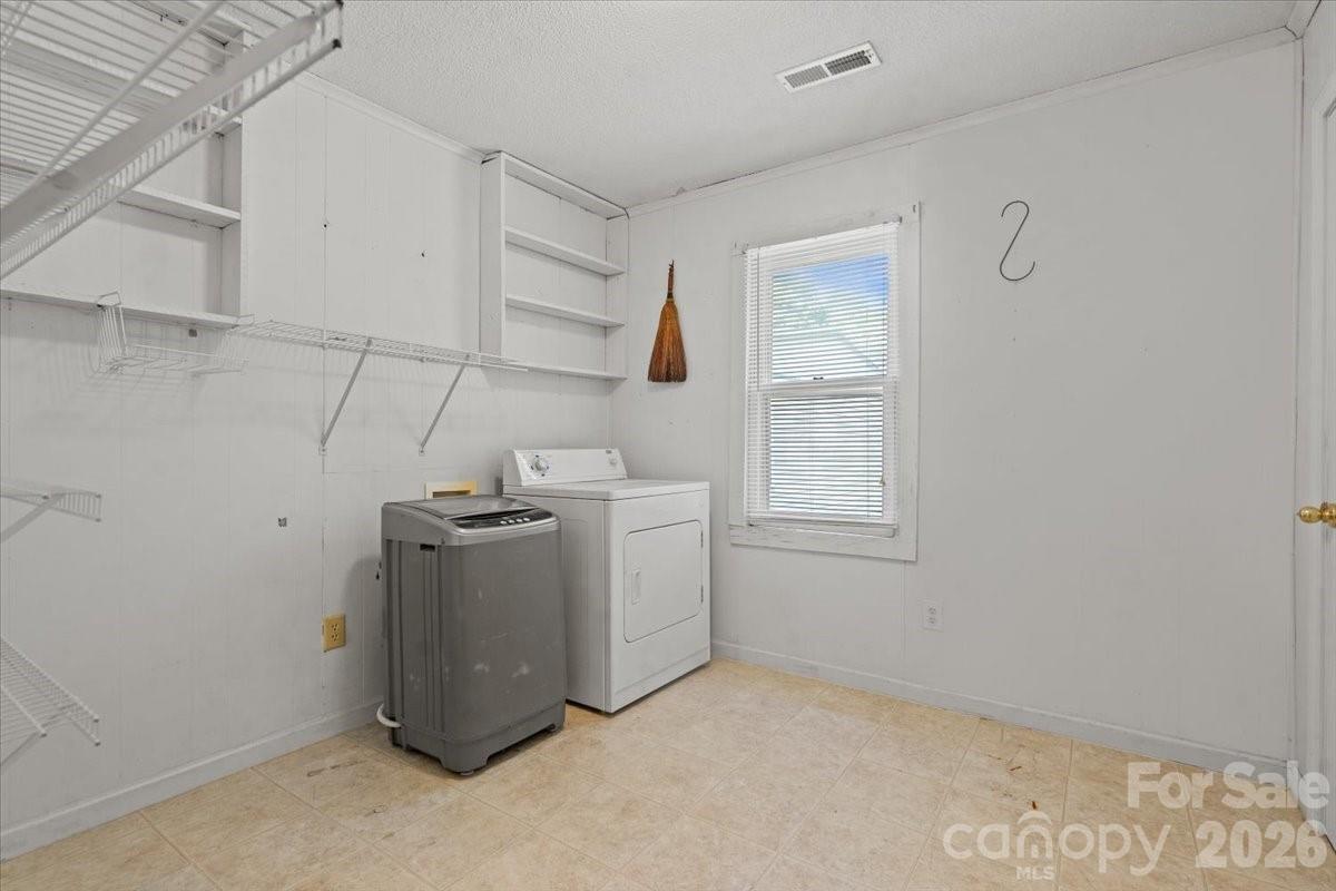 405 Watson Hill Lane Property Photo 15