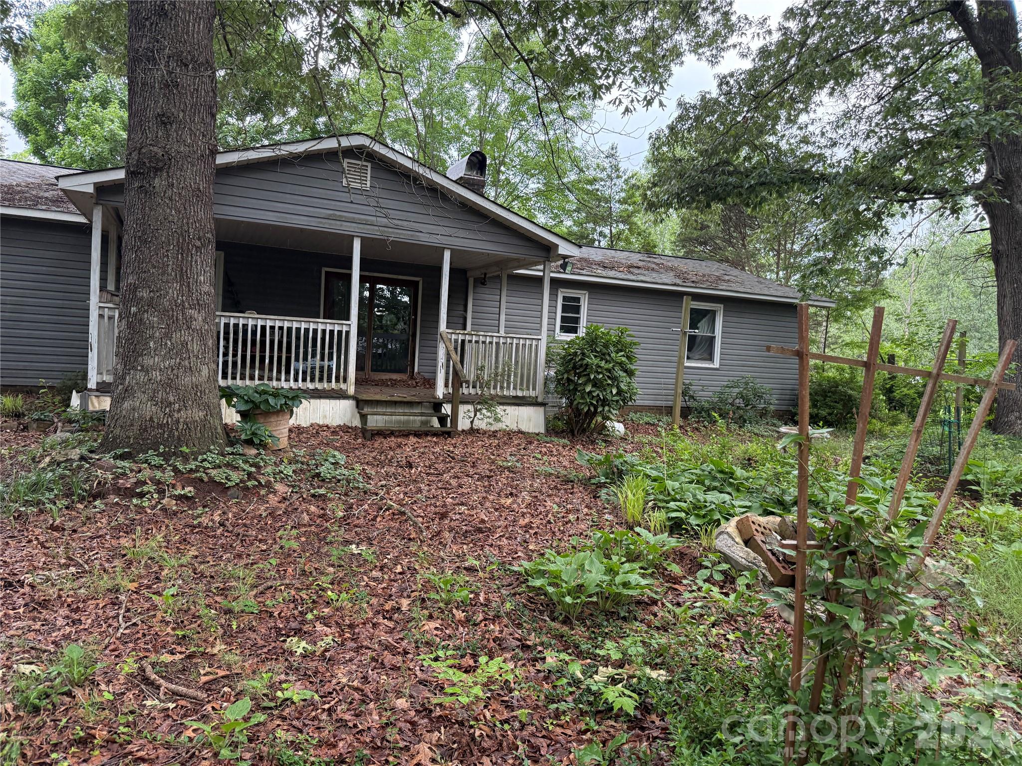 121 Brady Circle Road Property Photo 3