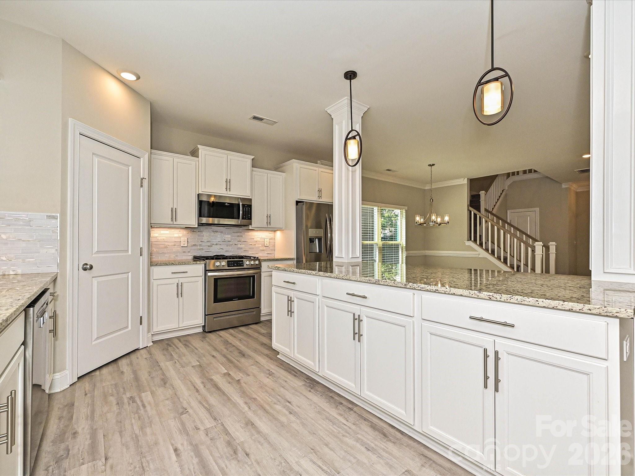 6320 Kennard Drive Property Photo 10