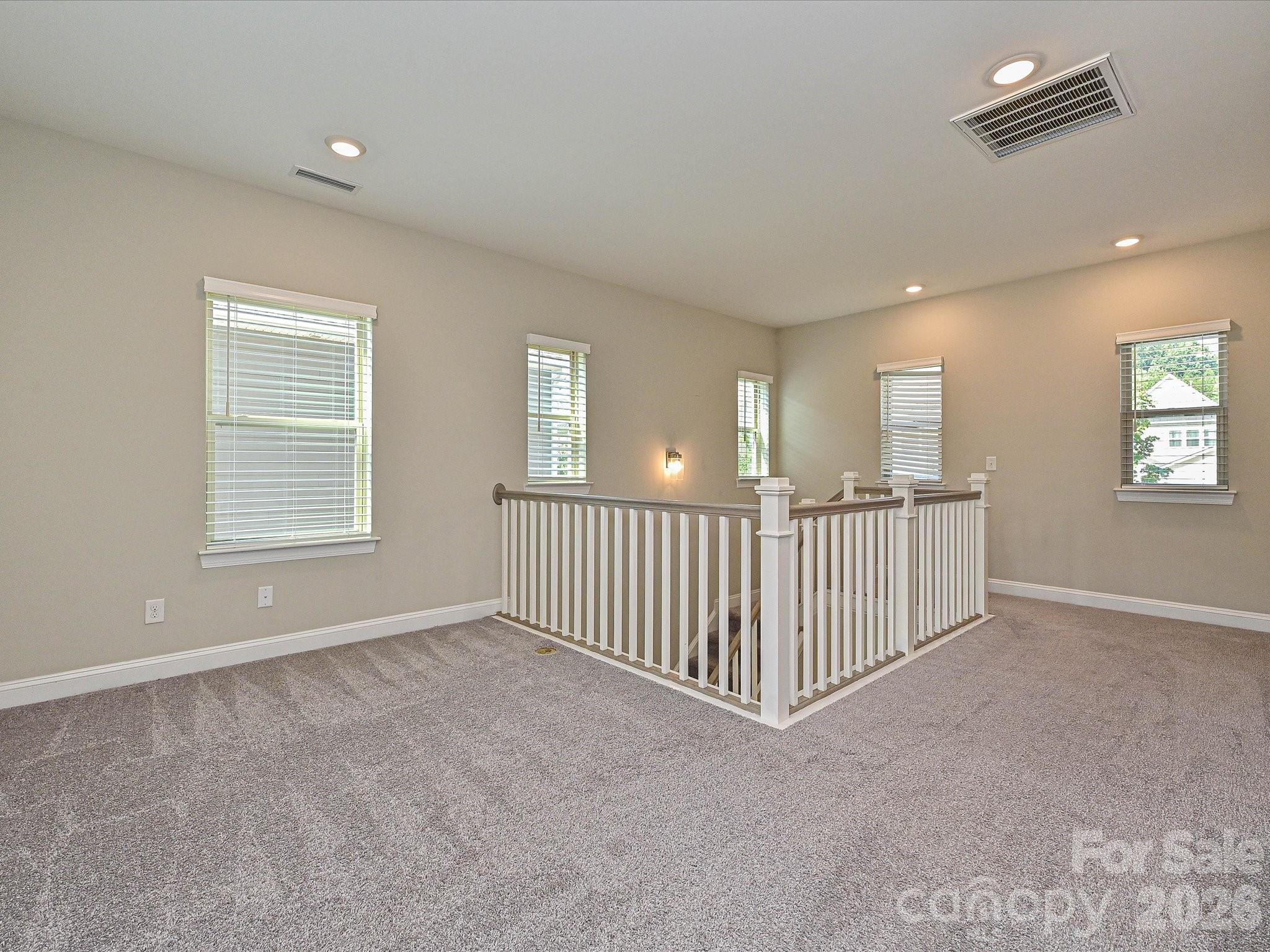 6320 Kennard Drive Property Photo 20