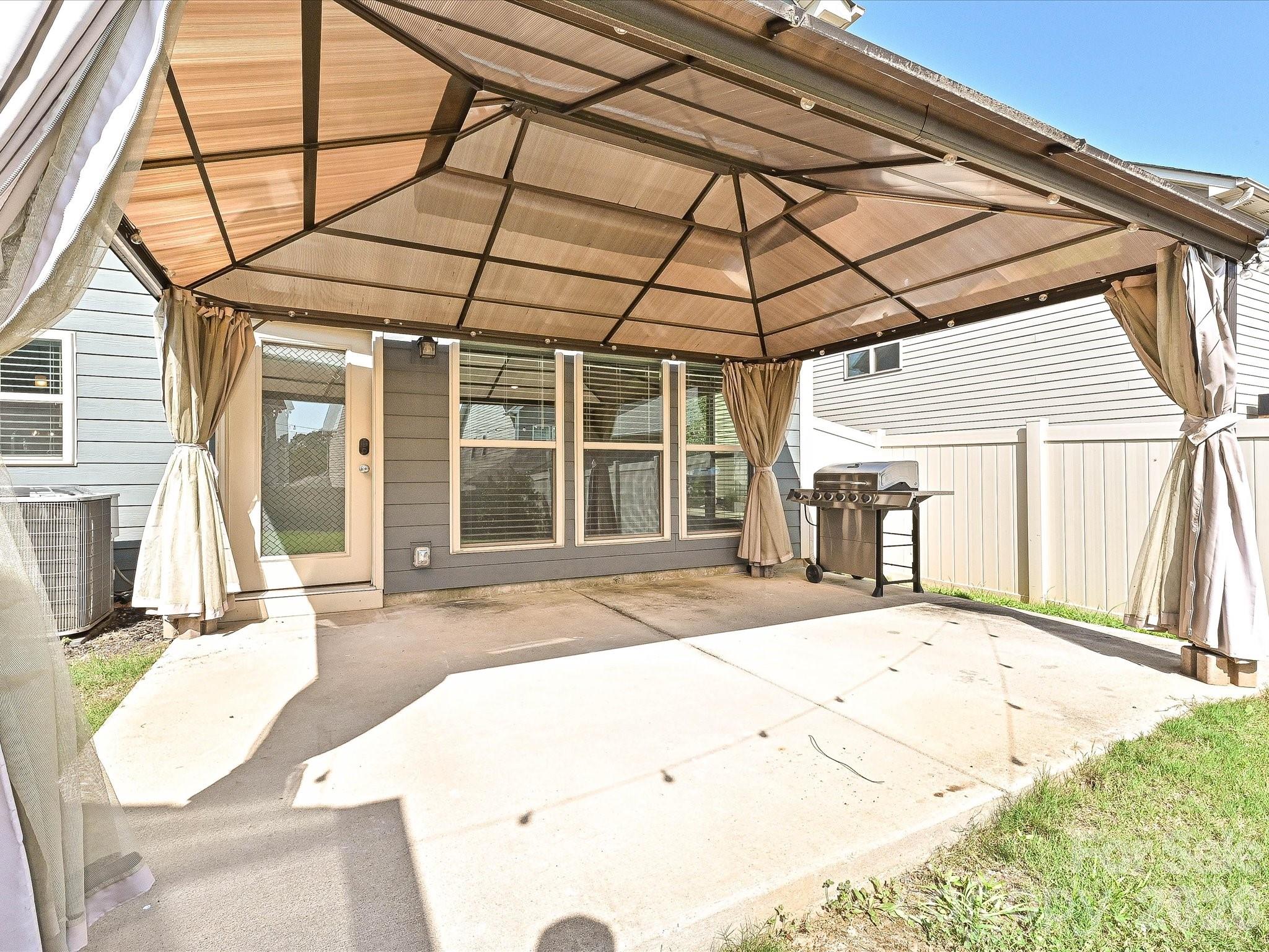 6320 Kennard Drive Property Photo 37