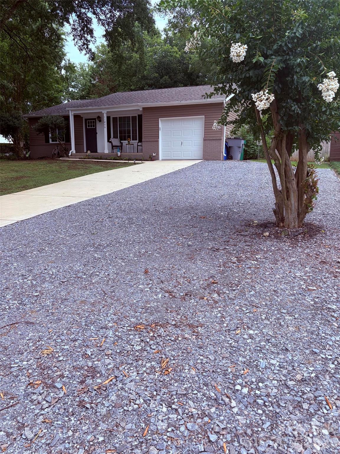 11806 Battery Place Property Photo 3