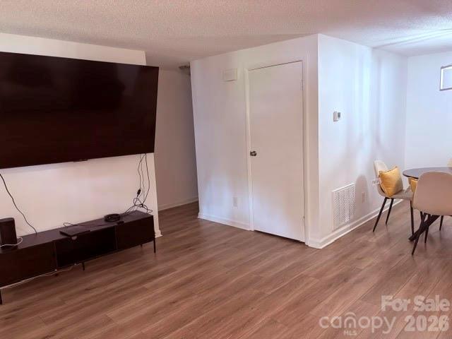 11806 Battery Place Property Photo 5