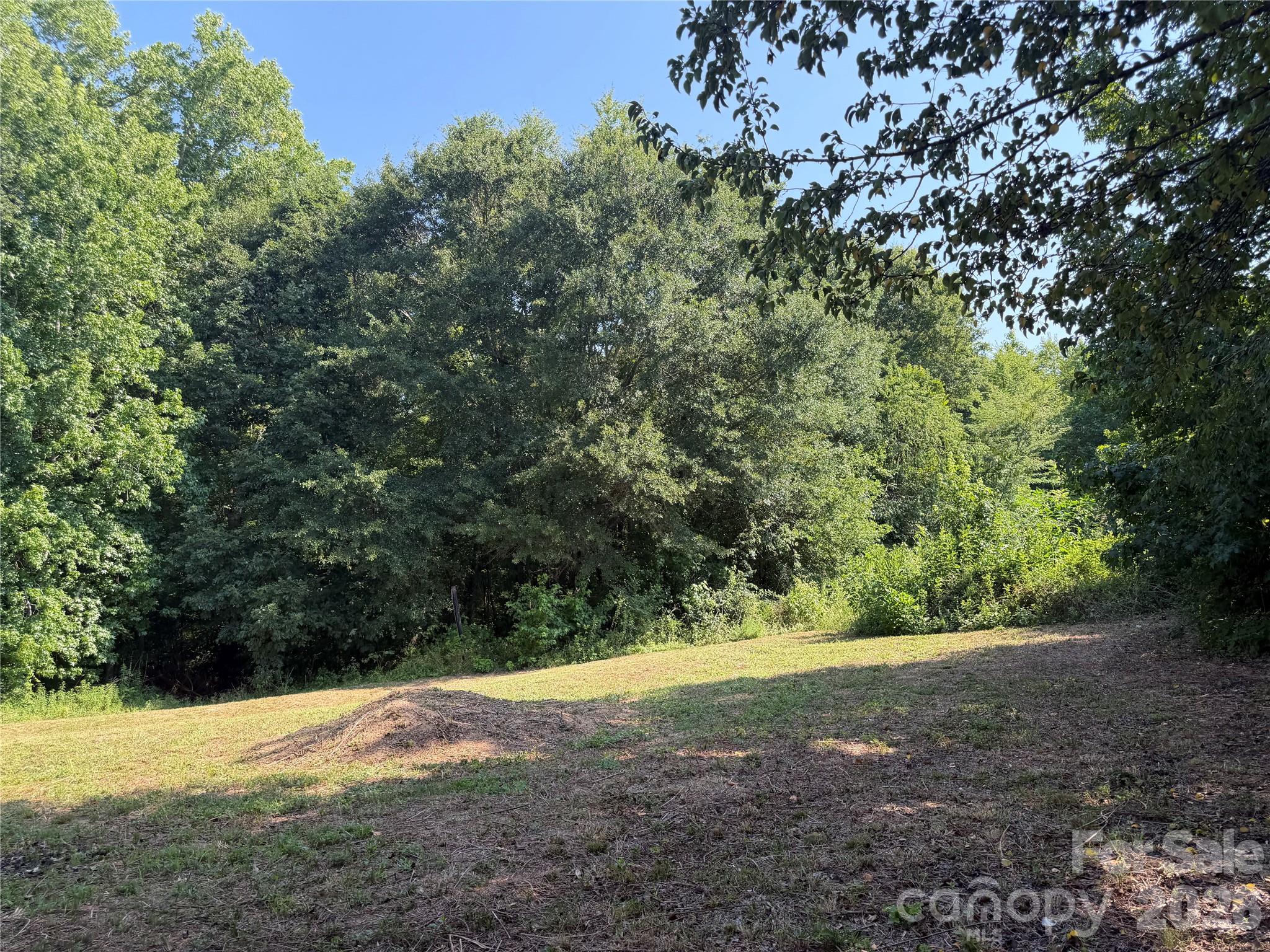 1003 Lavender Road Property Photo 2