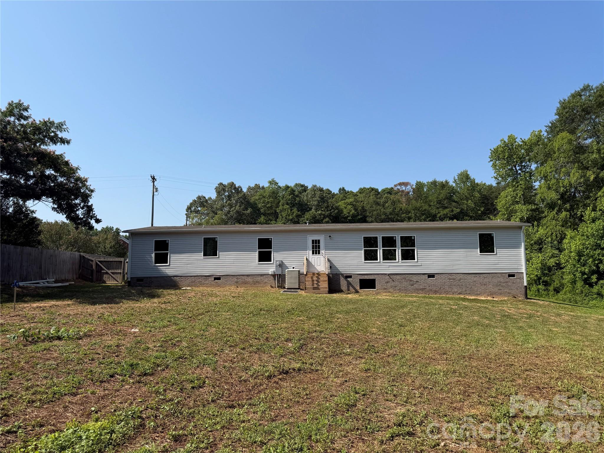1003 Lavender Road Property Photo 5