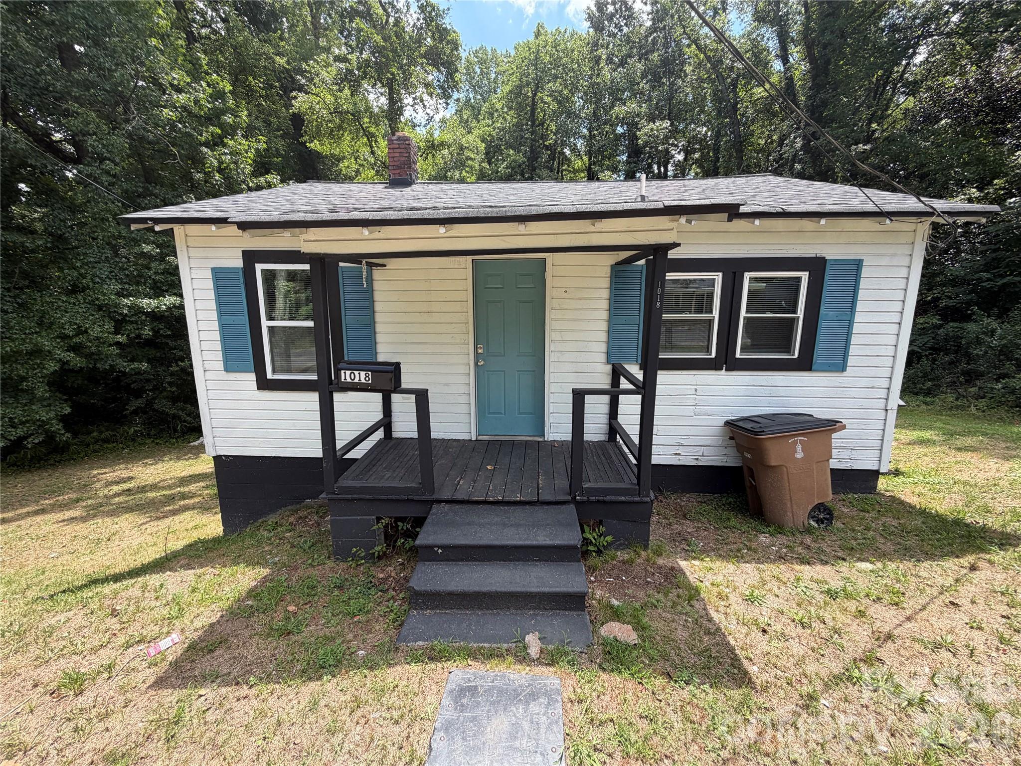 1018 Frederick Street Property Photo 1