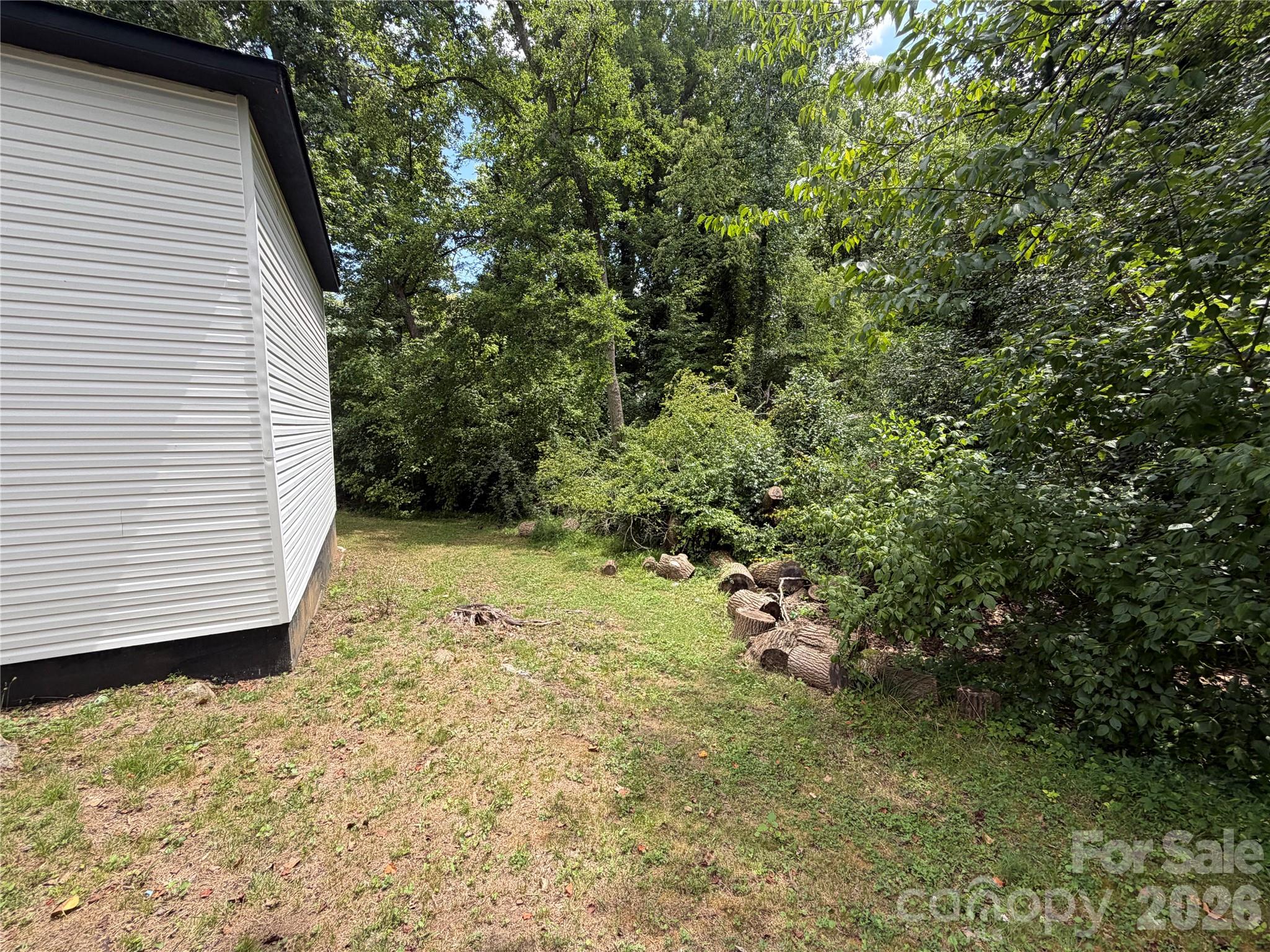 1018 Frederick Street Property Photo 12