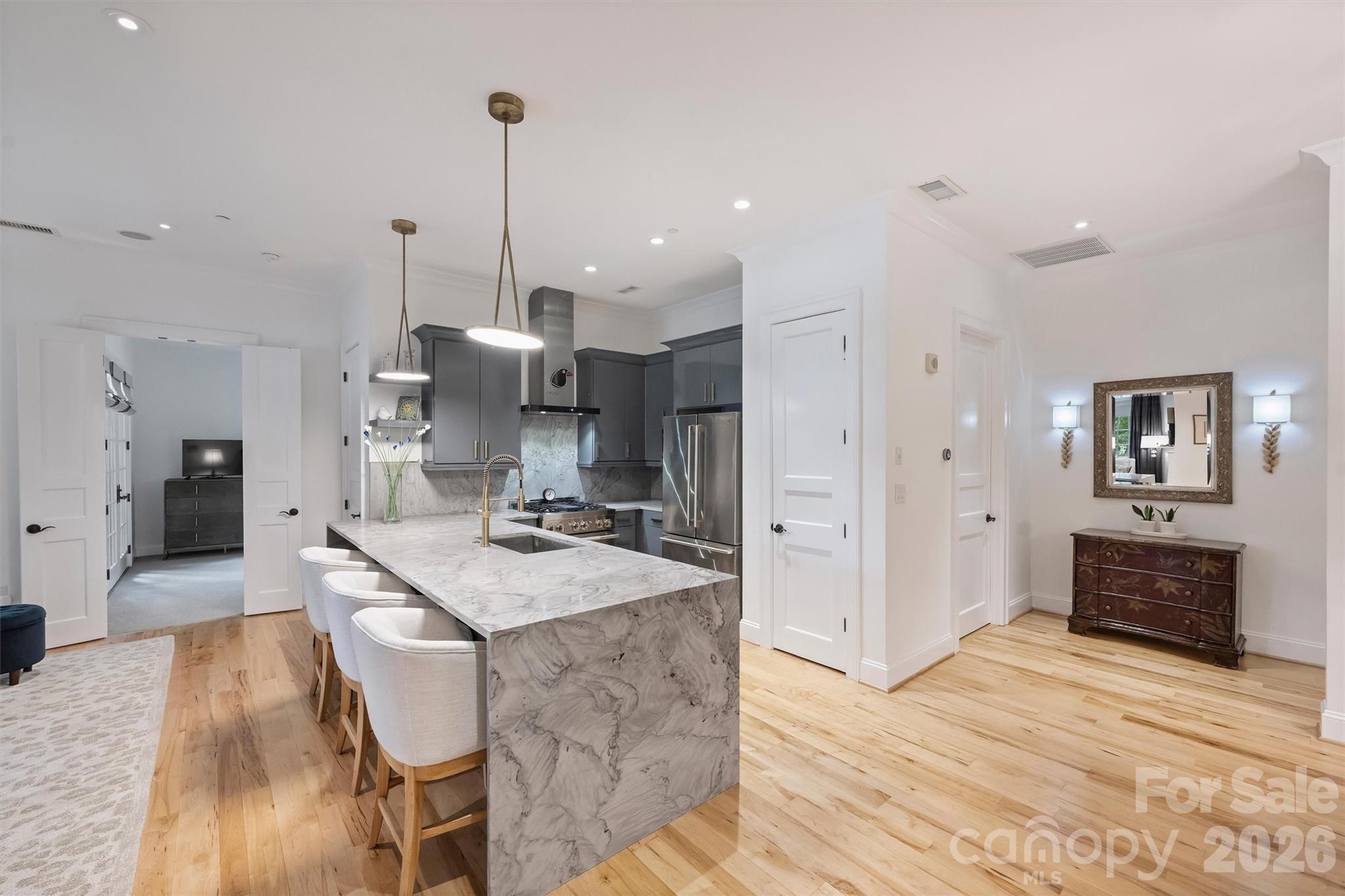 241 Queens Road Property Photo 9