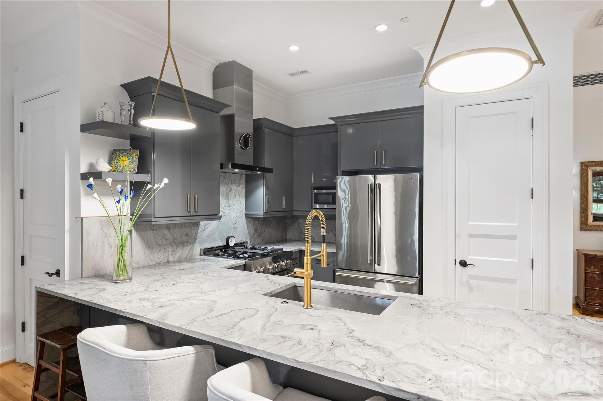 241 Queens Road Property Photo 12