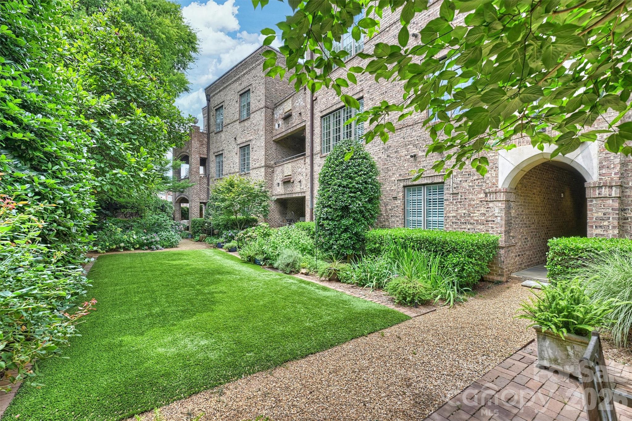 241 Queens Road Property Photo 45
