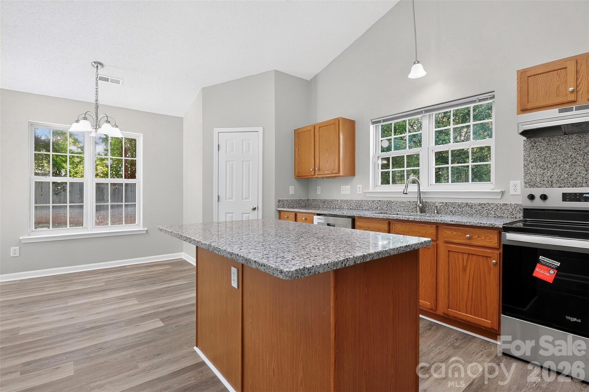 1048 Sandy Point Drive Property Photo 4