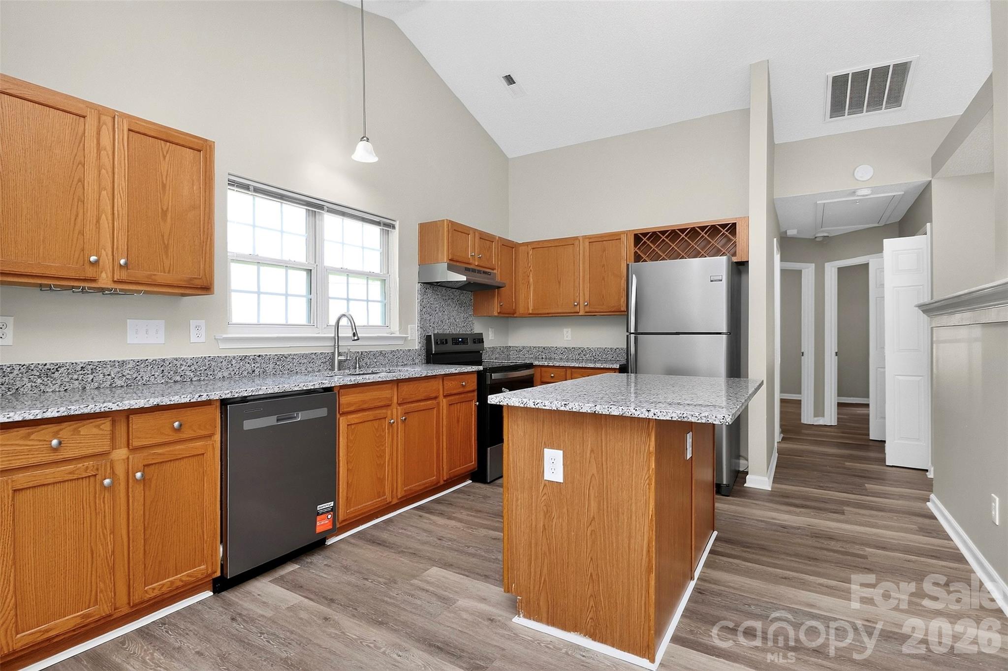 1048 Sandy Point Drive Property Photo 6