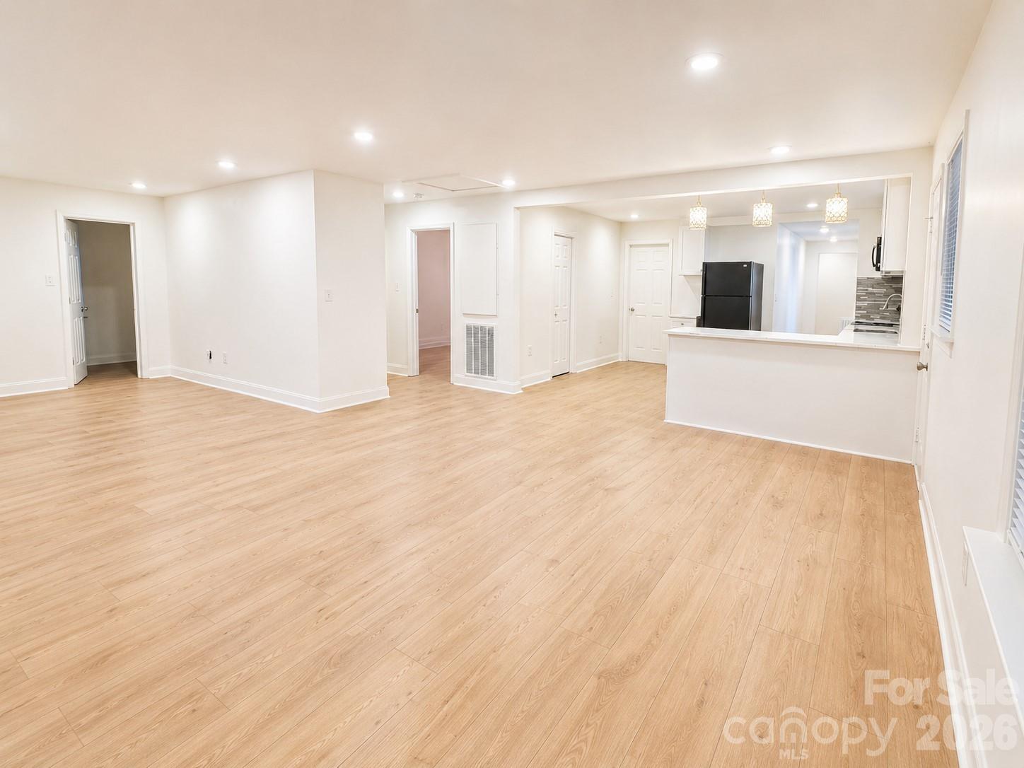 2007 Highland Street Property Photo 7