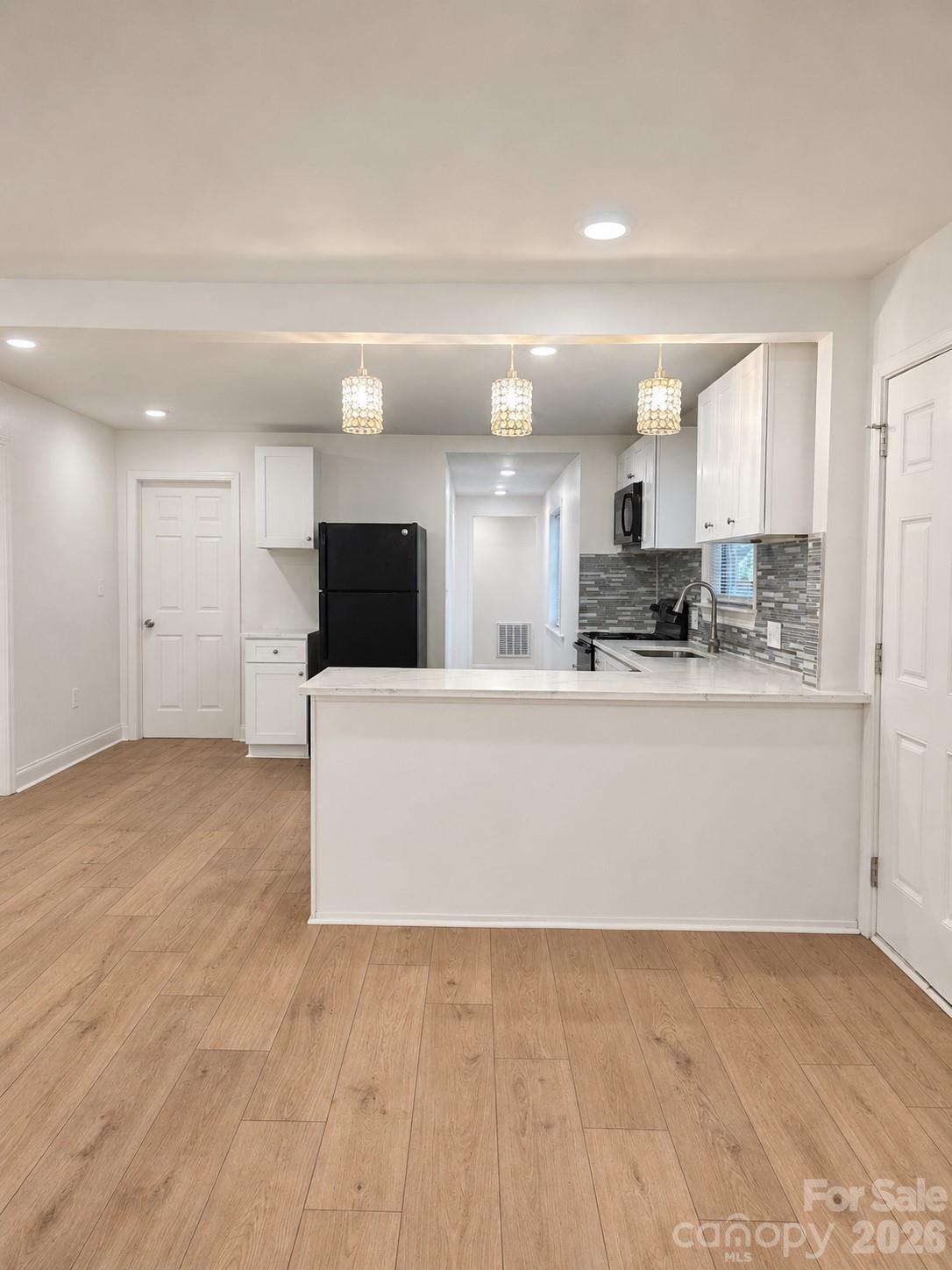 2007 Highland Street Property Photo 10