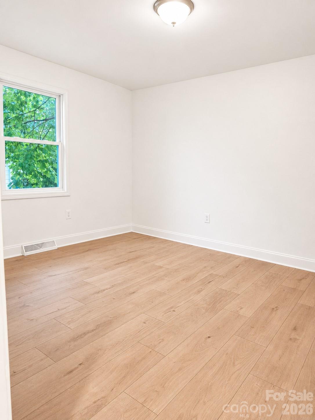 2007 Highland Street Property Photo 22