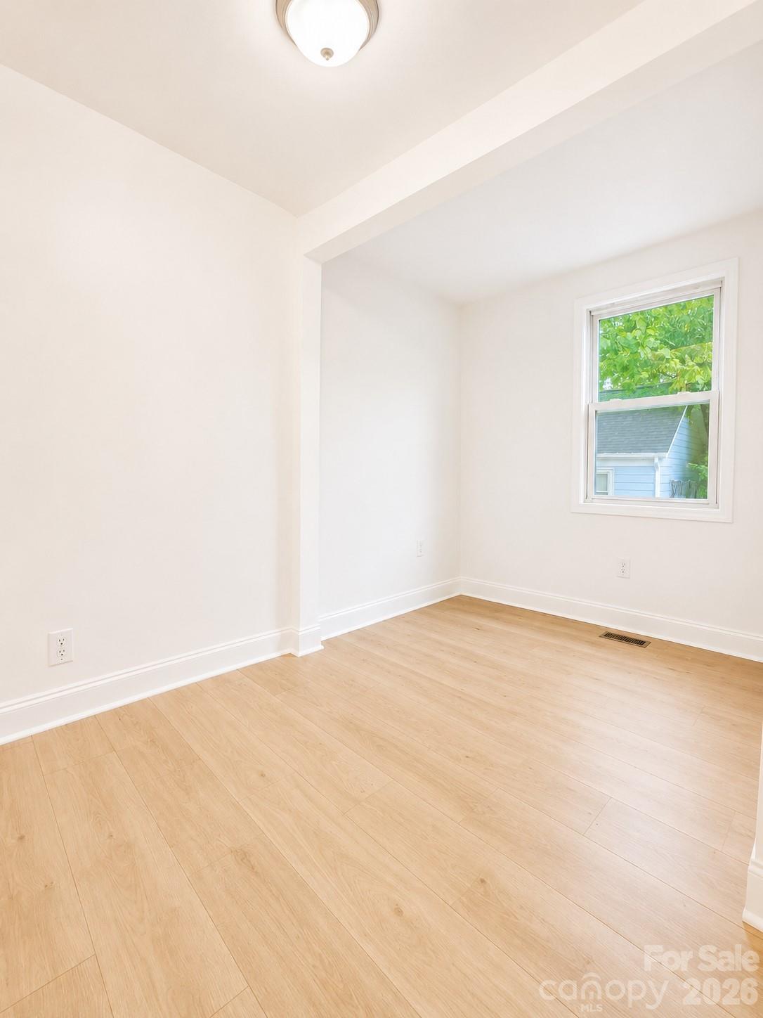 2007 Highland Street Property Photo 35