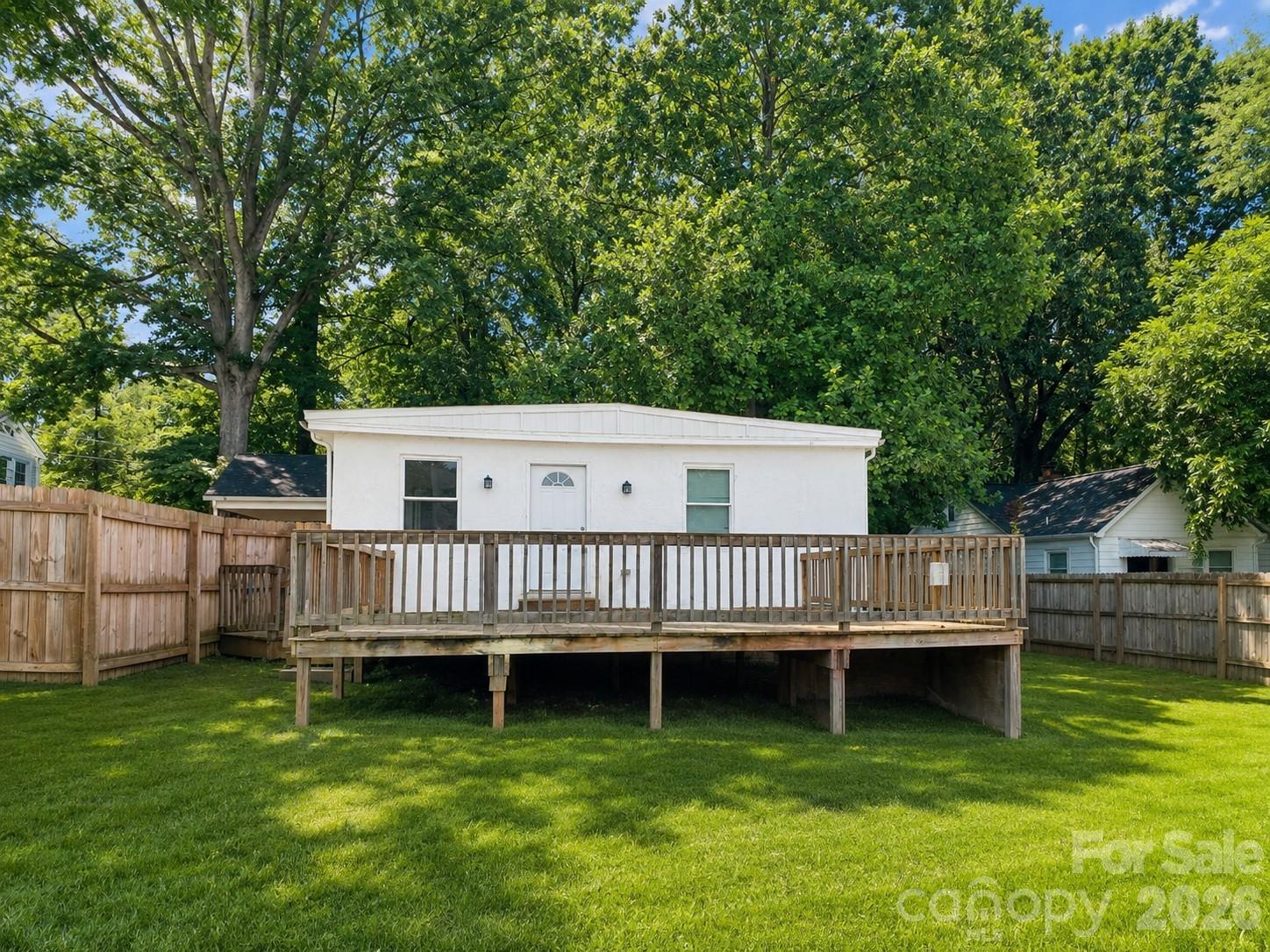 2007 Highland Street Property Photo 42