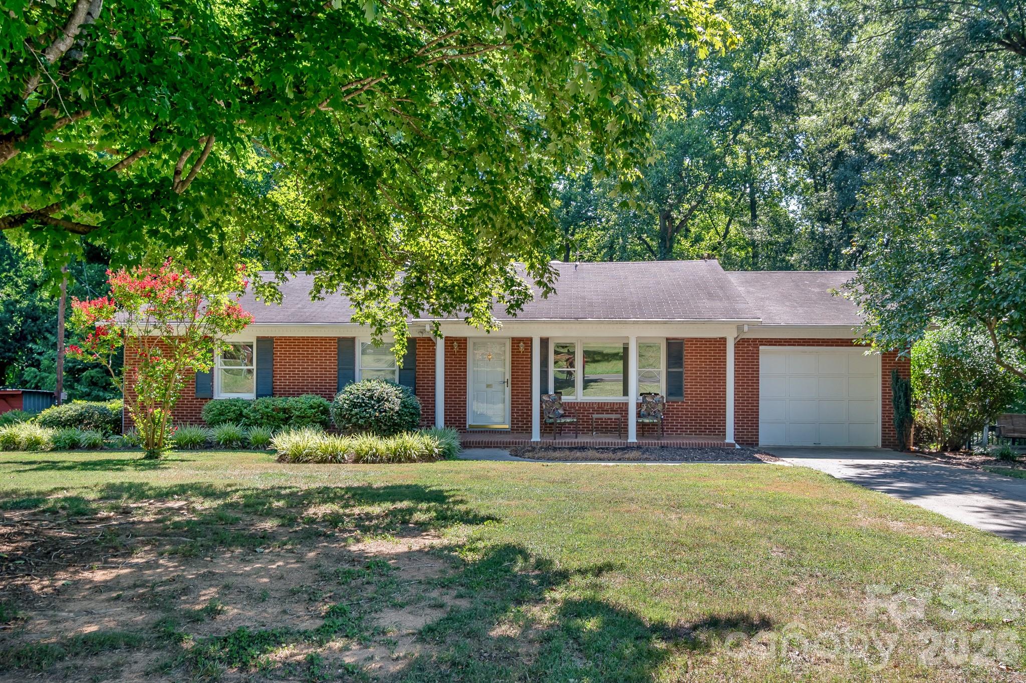 2520 Austin Chaney Road Property Photo 1