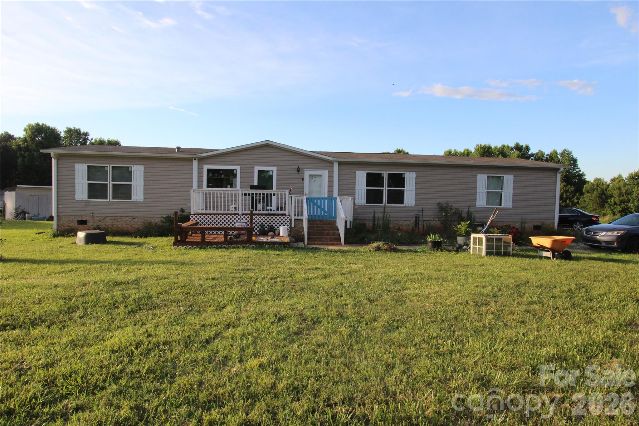 104 Waynes Place Property Photo 1