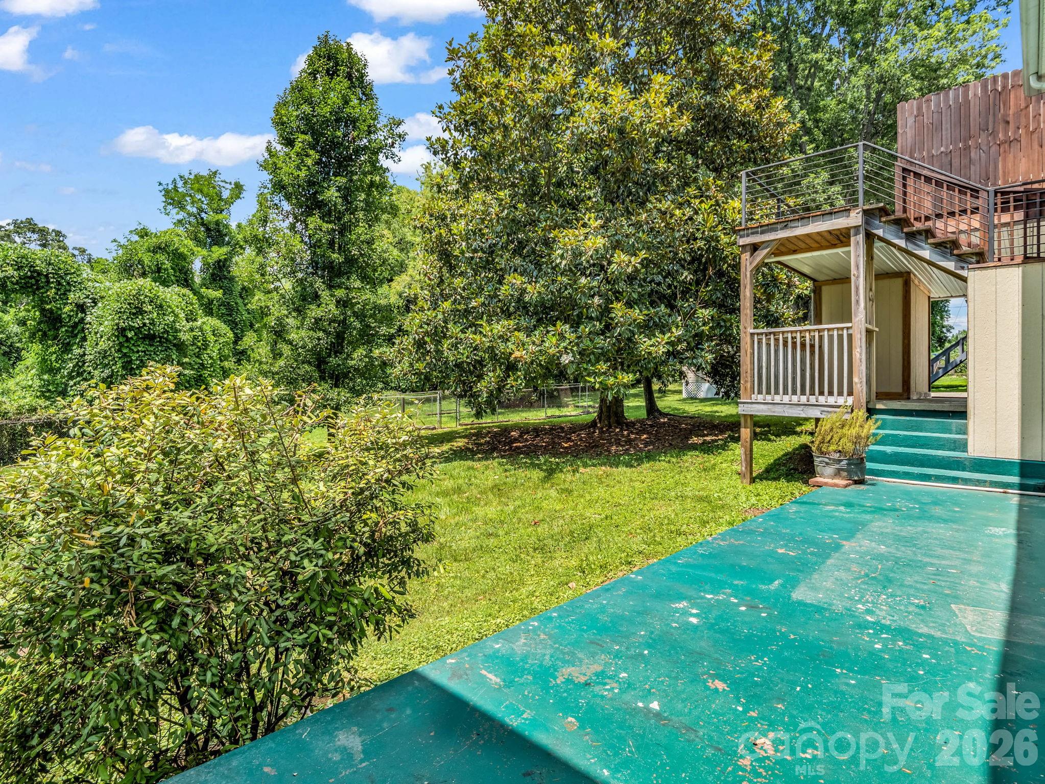 555 State Street Property Photo 12