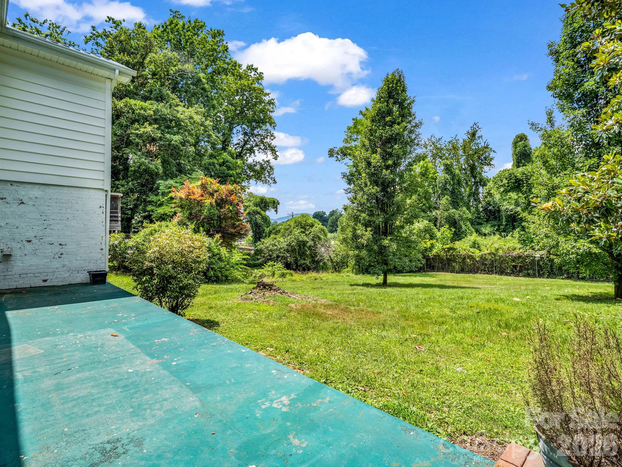 555 State Street Property Photo 13