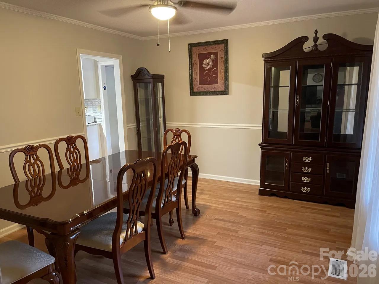 7037 Cambridge Court Property Photo 14