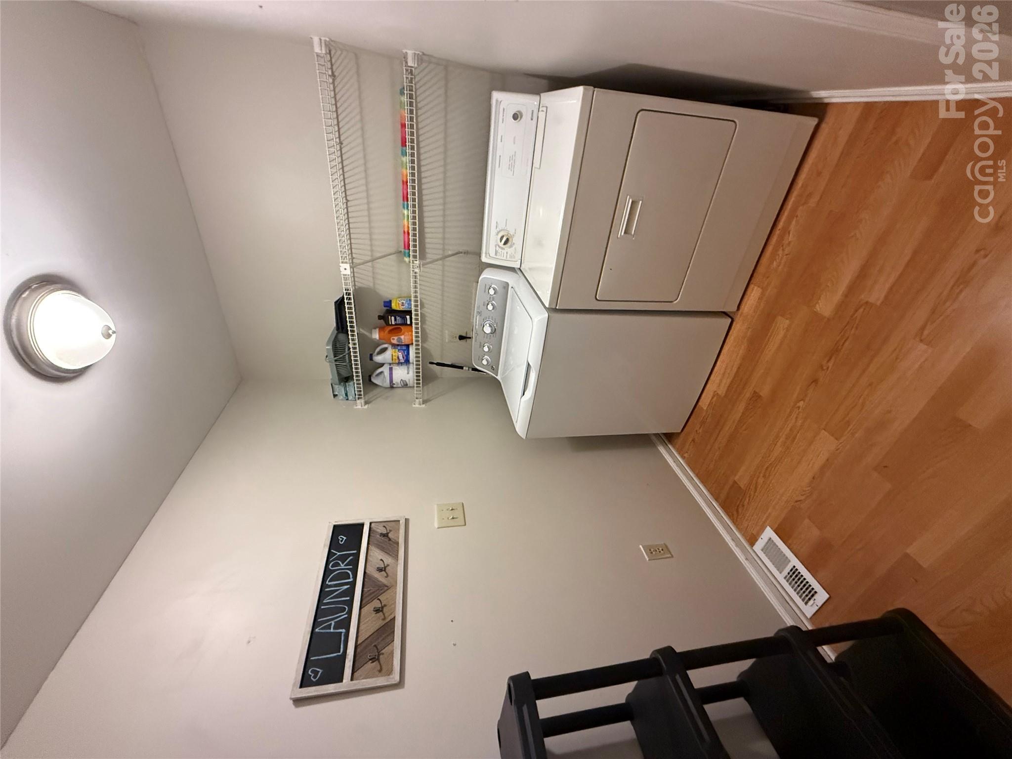 7037 Cambridge Court Property Photo 17