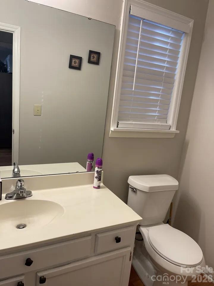 7037 Cambridge Court Property Photo 22