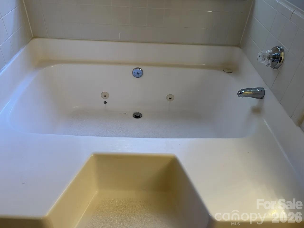 7037 Cambridge Court Property Photo 33
