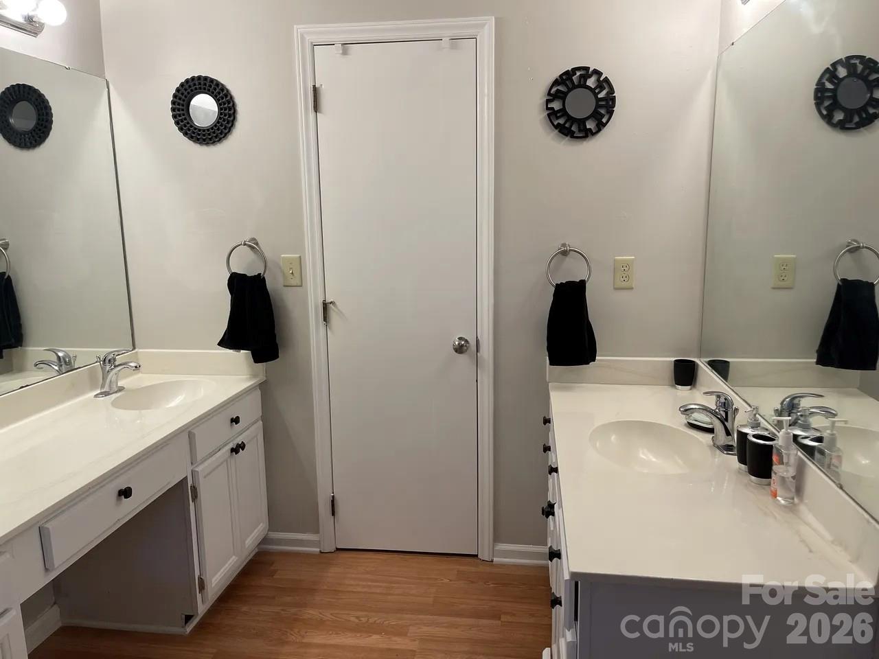 7037 Cambridge Court Property Photo 34