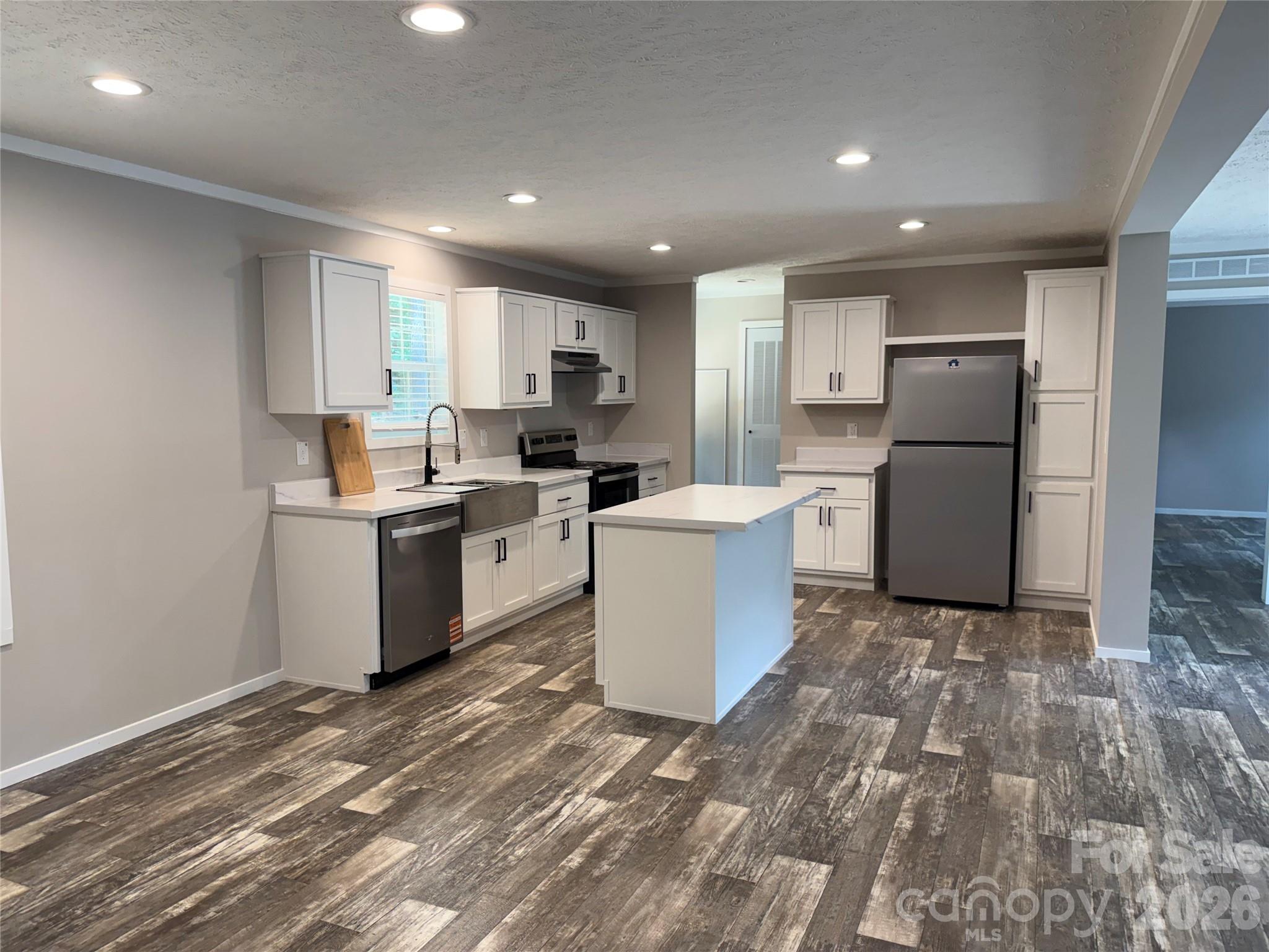 4175 Maple Trail Property Photo 2