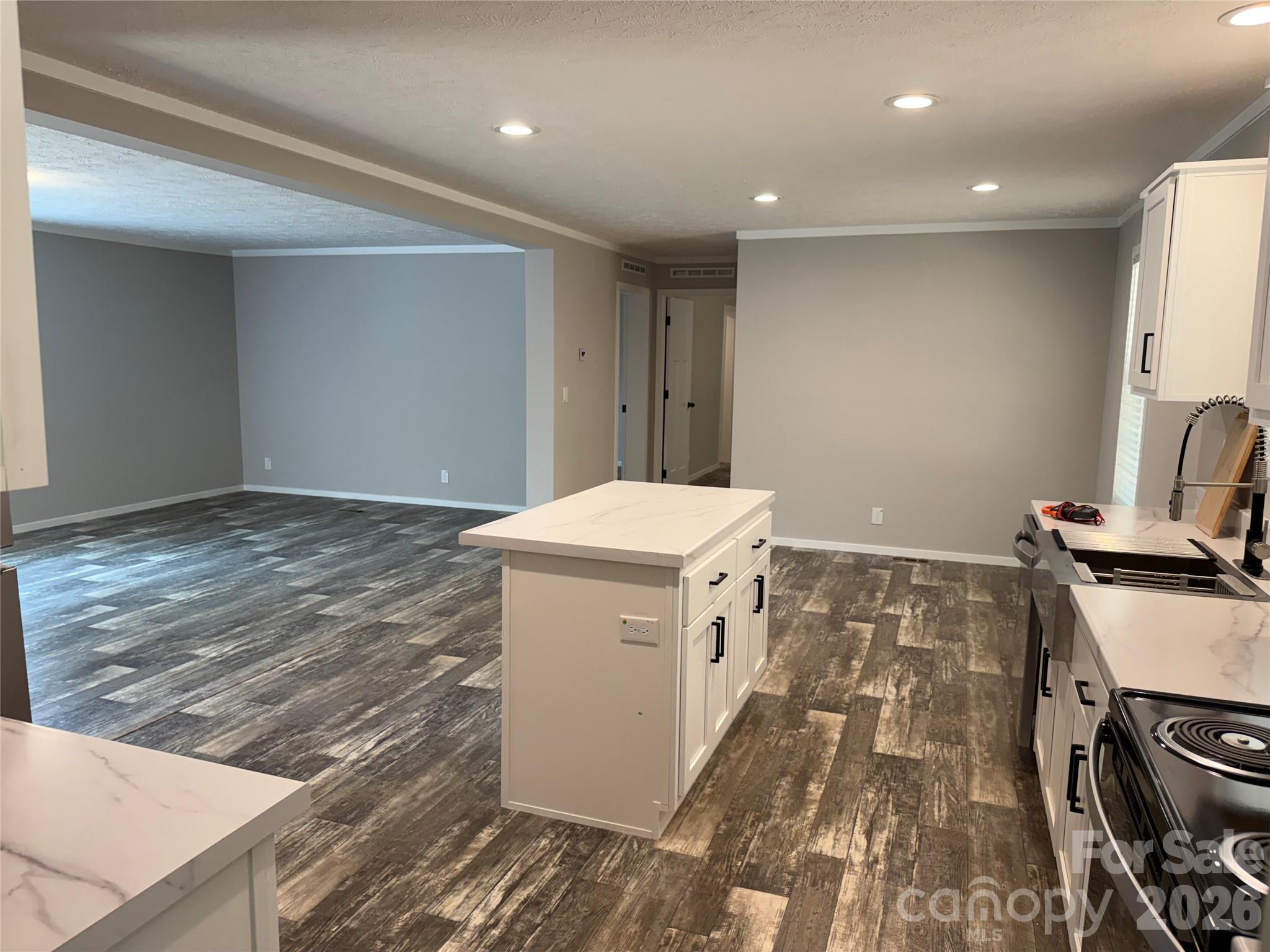 4175 Maple Trail Property Photo 4