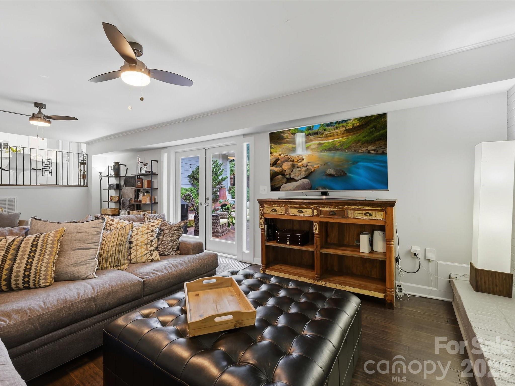 6419 Morven Lane Property Photo 19