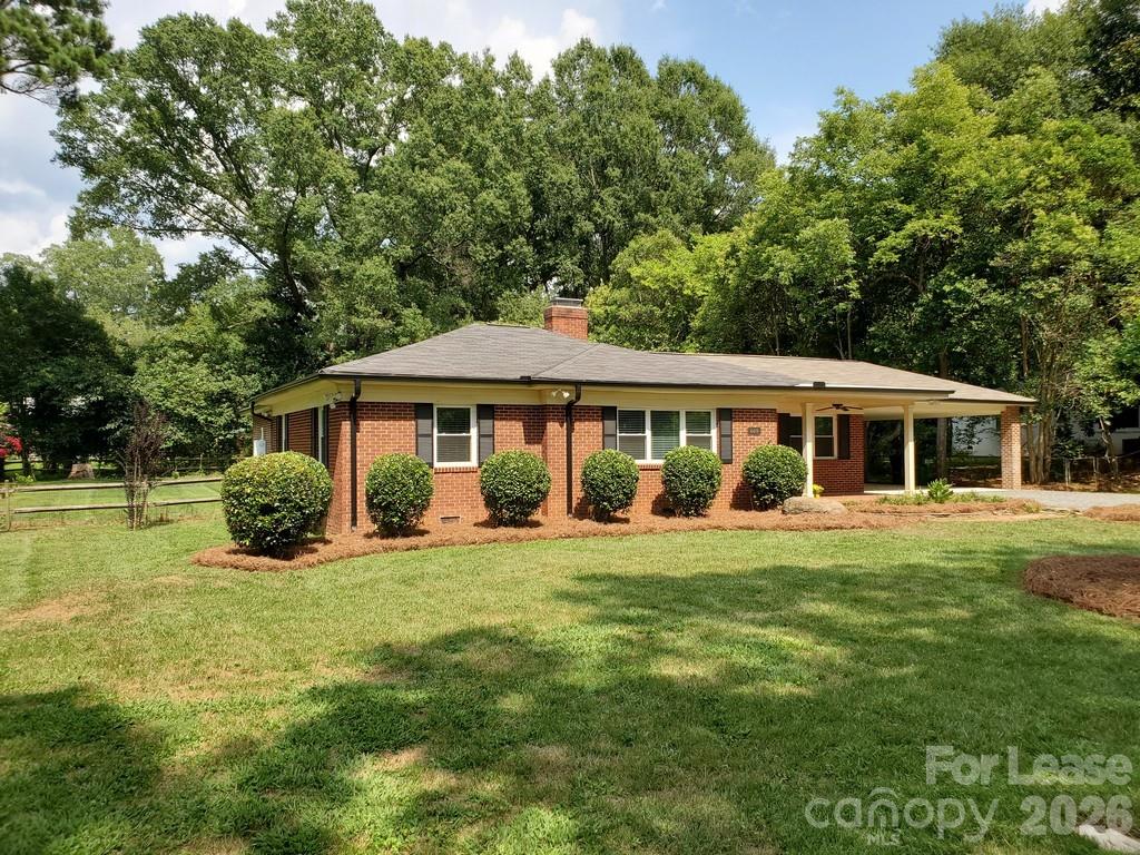 4419 Castleton Road Property Photo 1