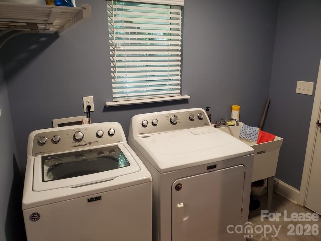 4419 Castleton Road Property Photo 13