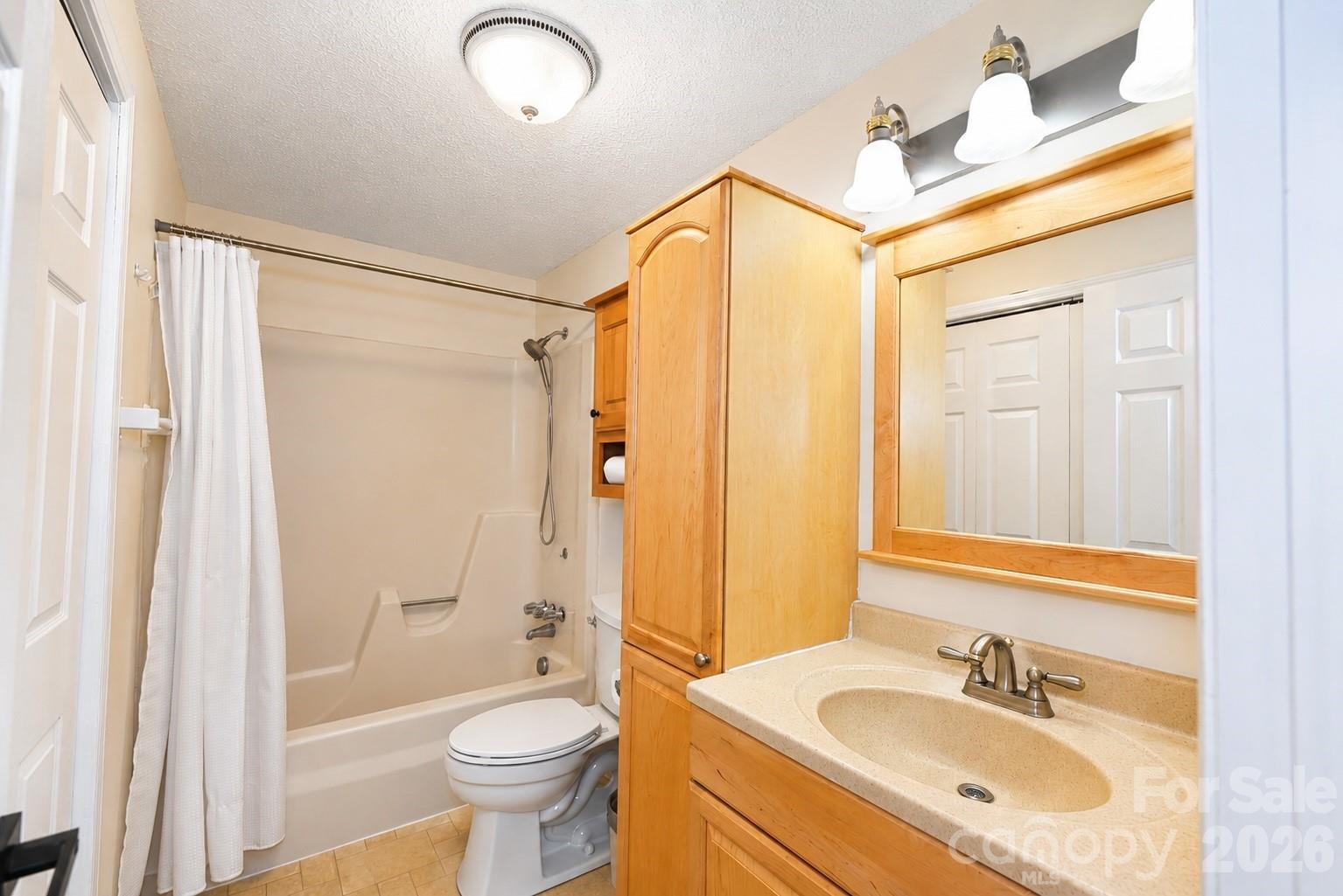 3237 Annex Street Property Photo 20