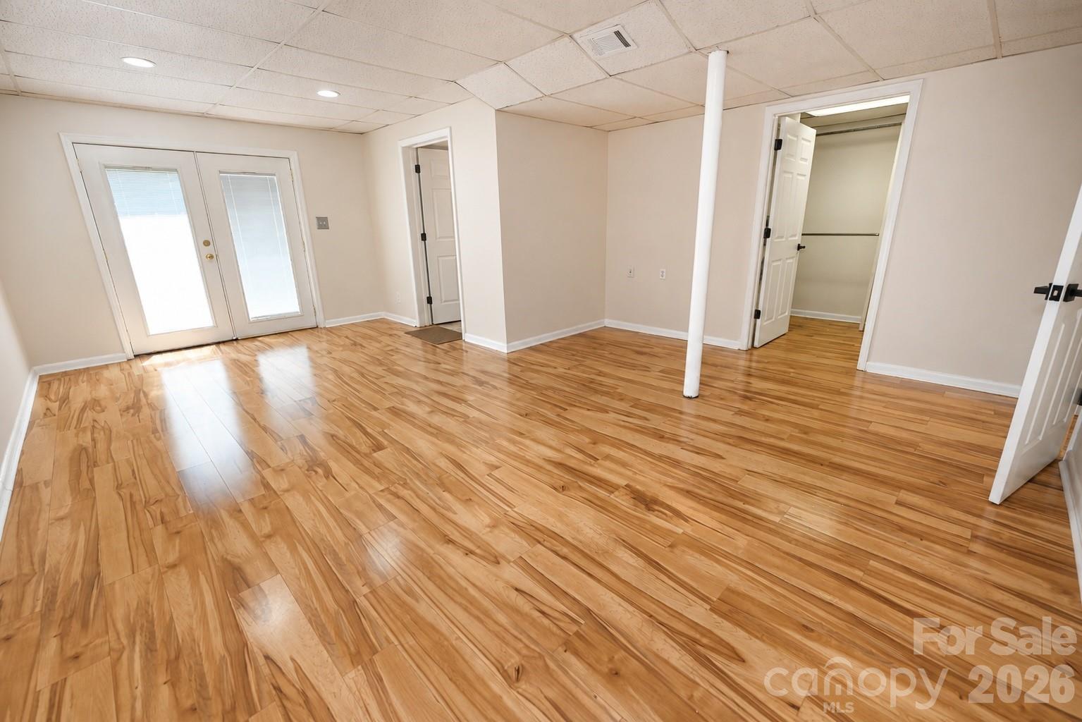 3237 Annex Street Property Photo 32