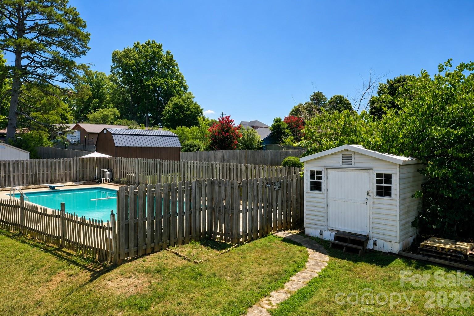 3237 Annex Street Property Photo 38