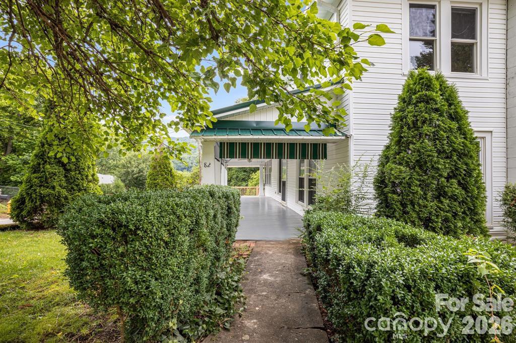 82 Hill Street Property Photo 4