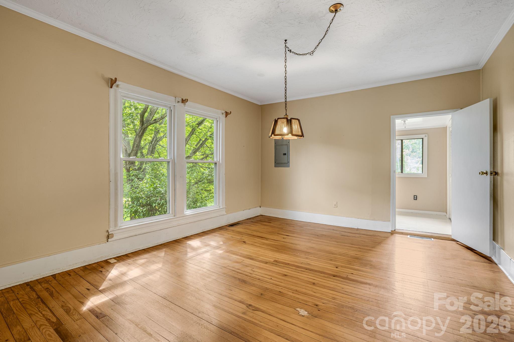 82 Hill Street Property Photo 6